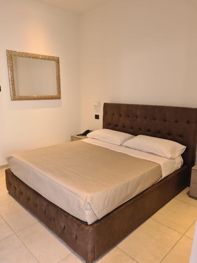 Motel Circuit Drive Cingia De' Botti Εξωτερικό φωτογραφία