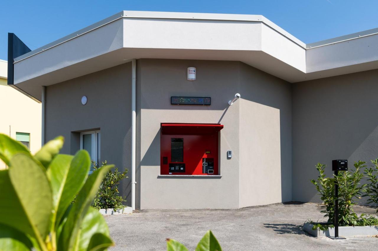 Motel Circuit Drive Cingia De' Botti Εξωτερικό φωτογραφία